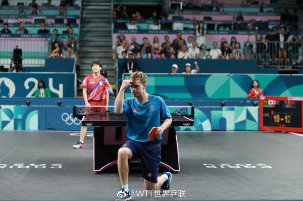 线陷入犯规 线陷入犯规