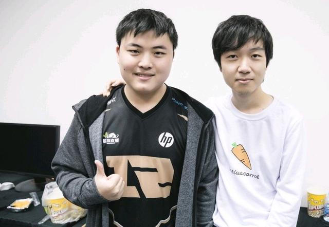 袁悦组合夺 袁悦组合夺