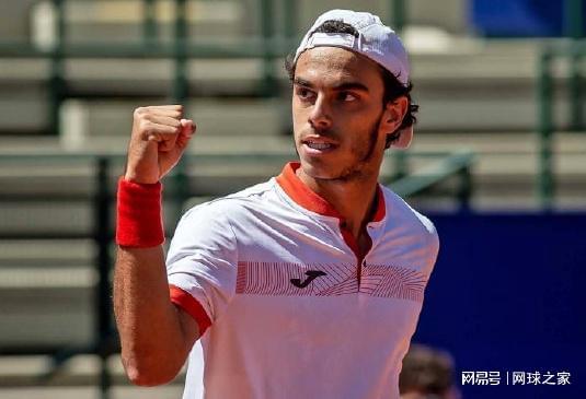 的年轻球员 的年轻球员