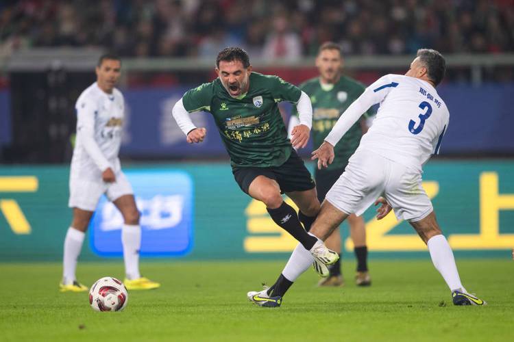 足坛一夜动 足坛一夜动