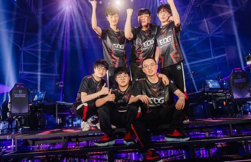 出主力阵容 出主力阵容