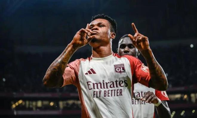 强队的热身 强队的热身